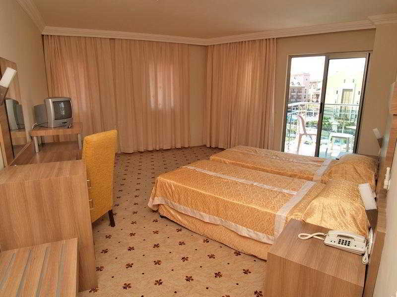 Club Side Coast Hotel Colakli Екстериор снимка